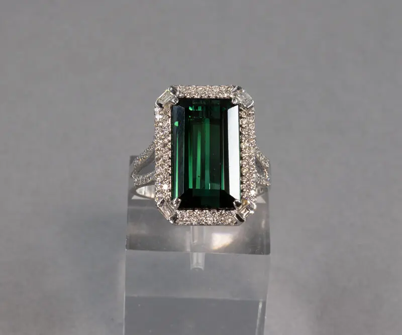 Bague tourmaline verte rectangulaire