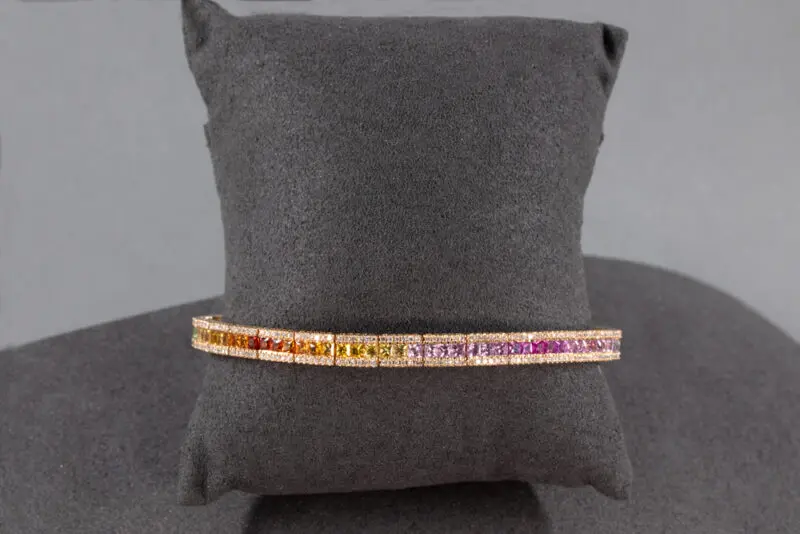 Bracelet saphirs multicolores et diamants