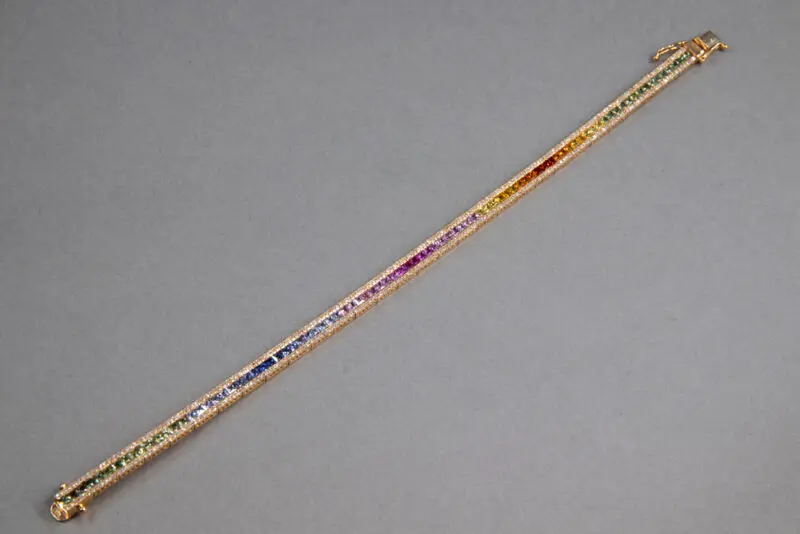 Bracelet saphirs multicolores et diamants