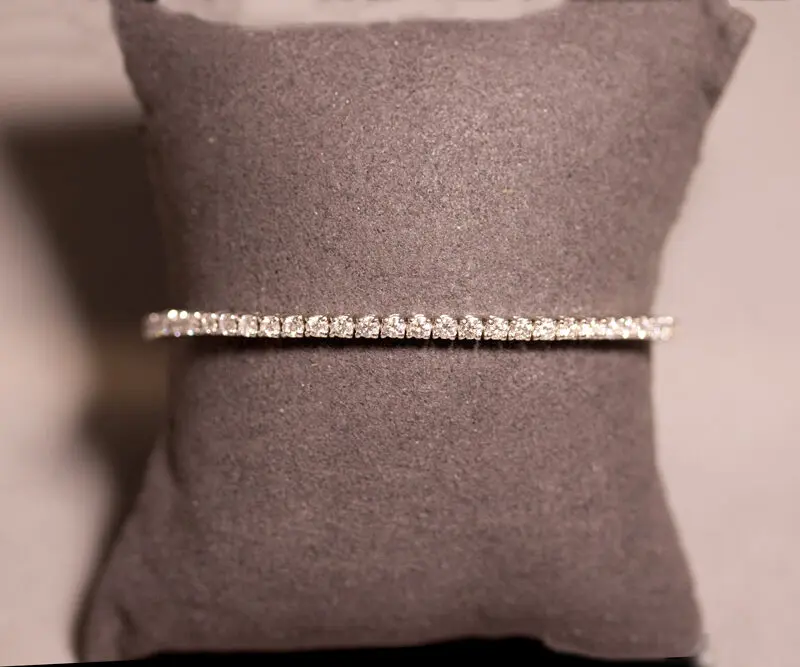 Bracelet ligne or blanc diamants