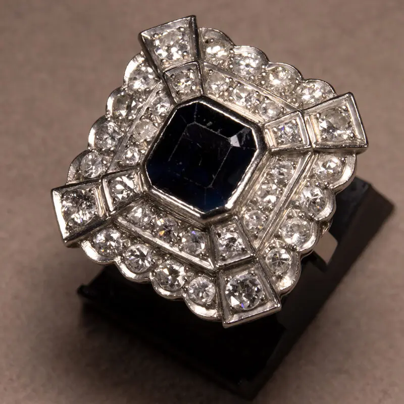 Bague platine saphir années 30