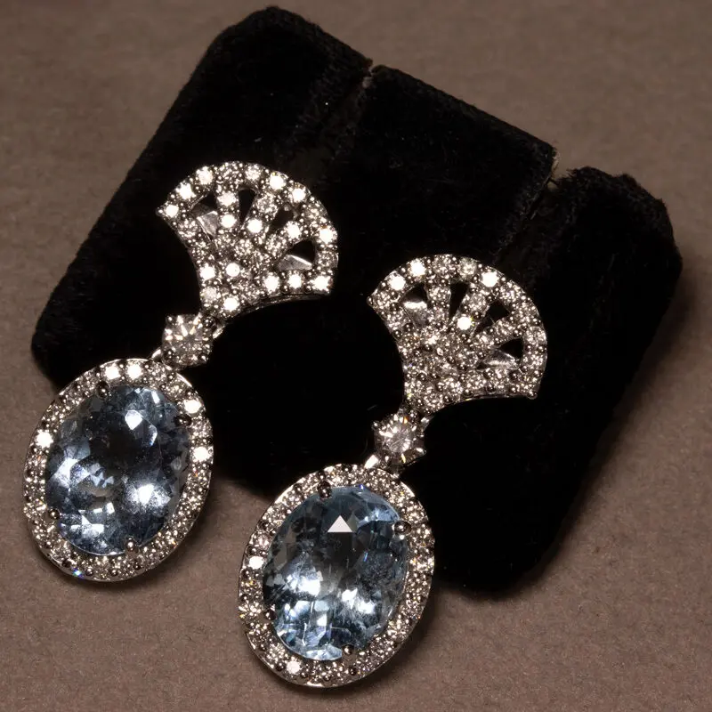 Boucles d'oreilles pendants aigue-marine diamants