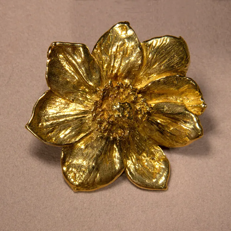 Broche Claude Lalanne en or
