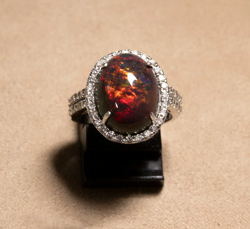 Bague opale noire d'Ethiopie