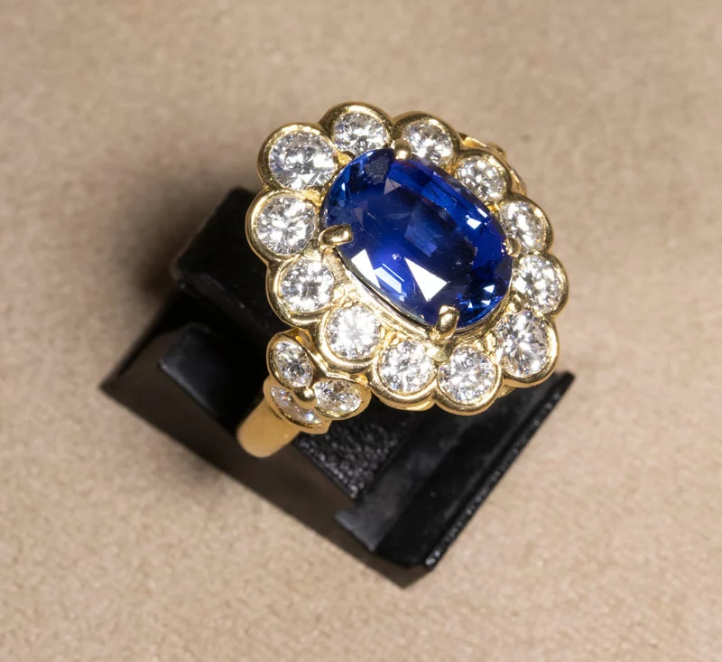 Bague Pompadour Vintage or jaune saphir de Ceylan