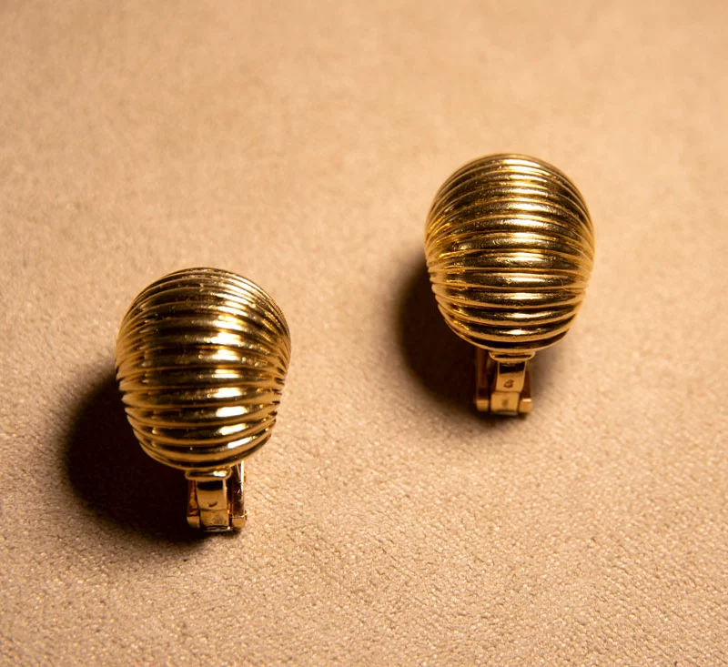 Clips d'oreilles escargots or jaune