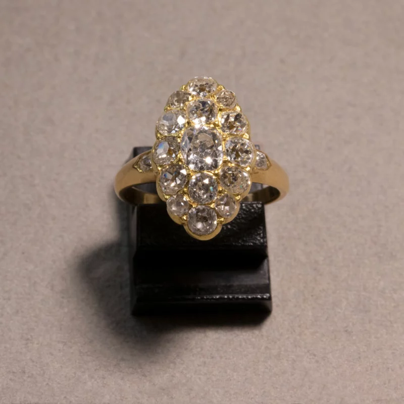 Bague marquise 1900 diamants