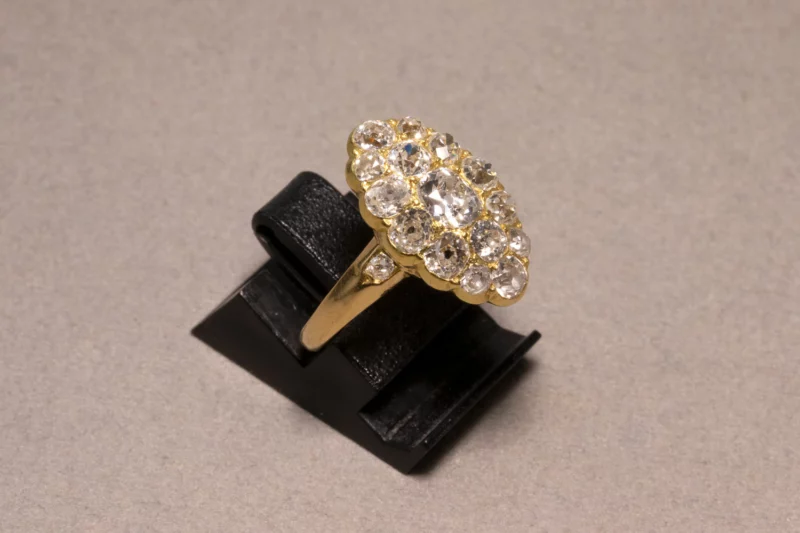 Bague marquise 1900 diamants