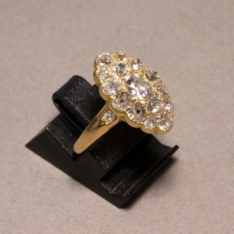 Bague marquise 1900 diamants