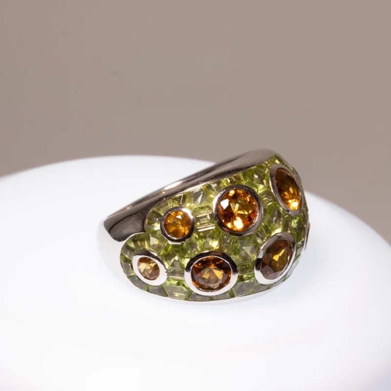 Bague dôme péridots et citrine