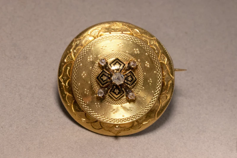 Broche Napoléon III à compartiment